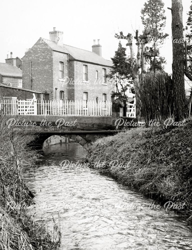 The bridge over the river to Duck Island, Duffield, c 1960s