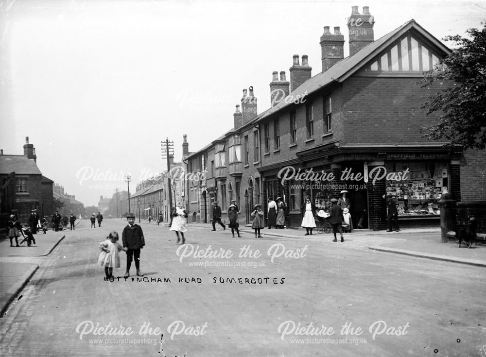 Street Scene just up from Seeley Terrace and 'The Tiger', Nottingham Road, Somercotes, 1900s