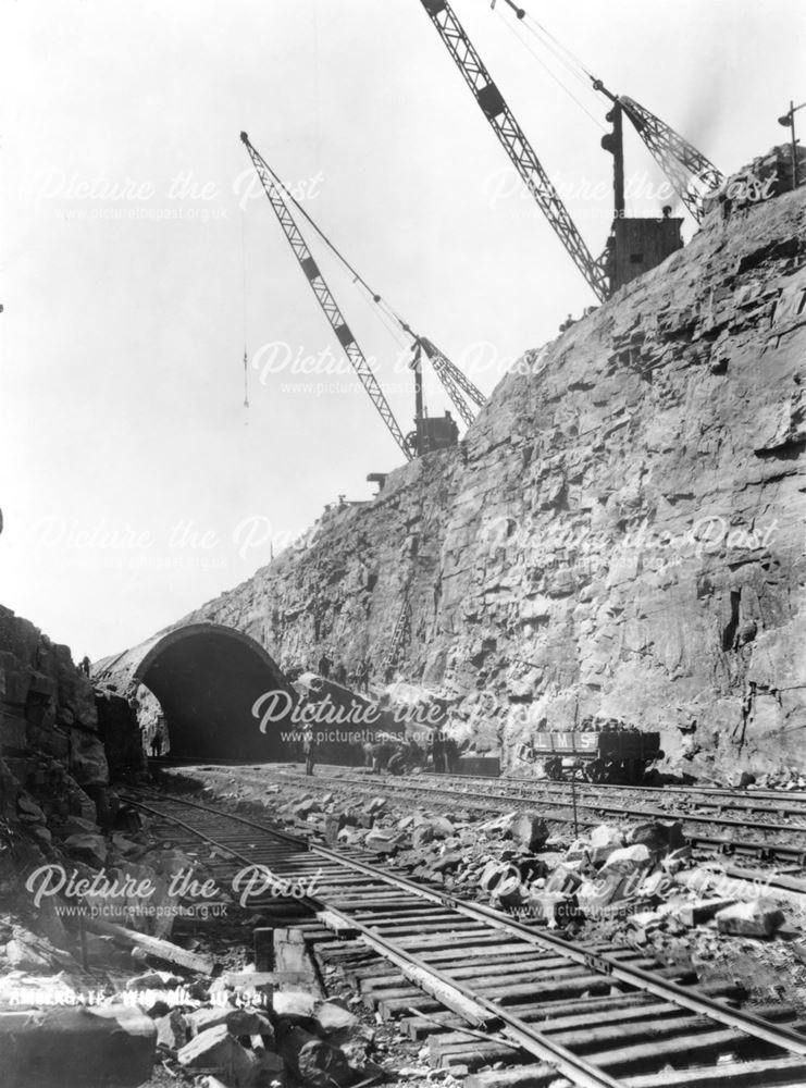 Removal of a tunnel on LMS railway line between Belper and Ambergate