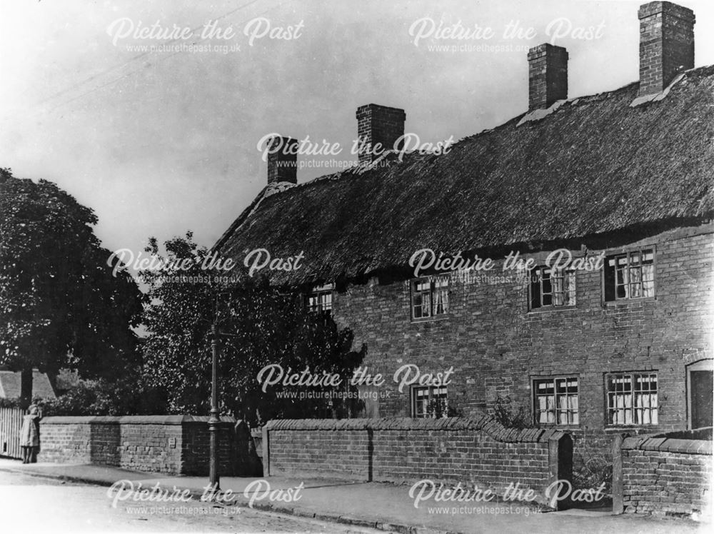 Old houses, High Street, Loscoe