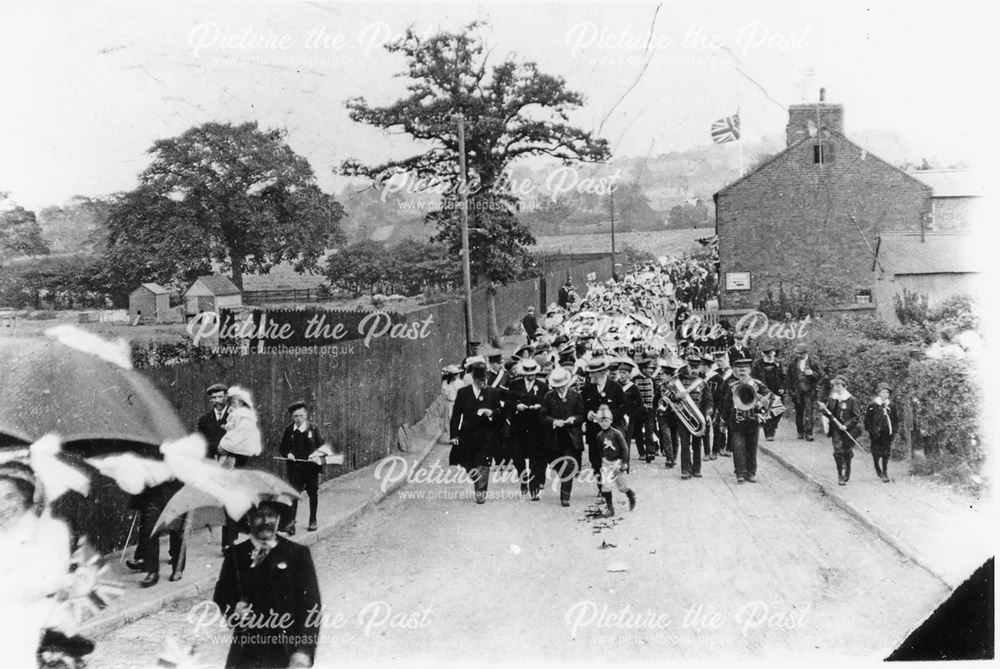 Carnival procession, Loscoe, c 1905 ?