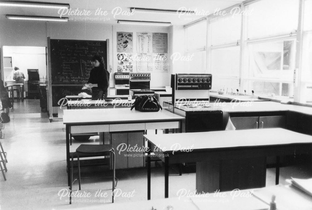 Cookery room, Aldercar School