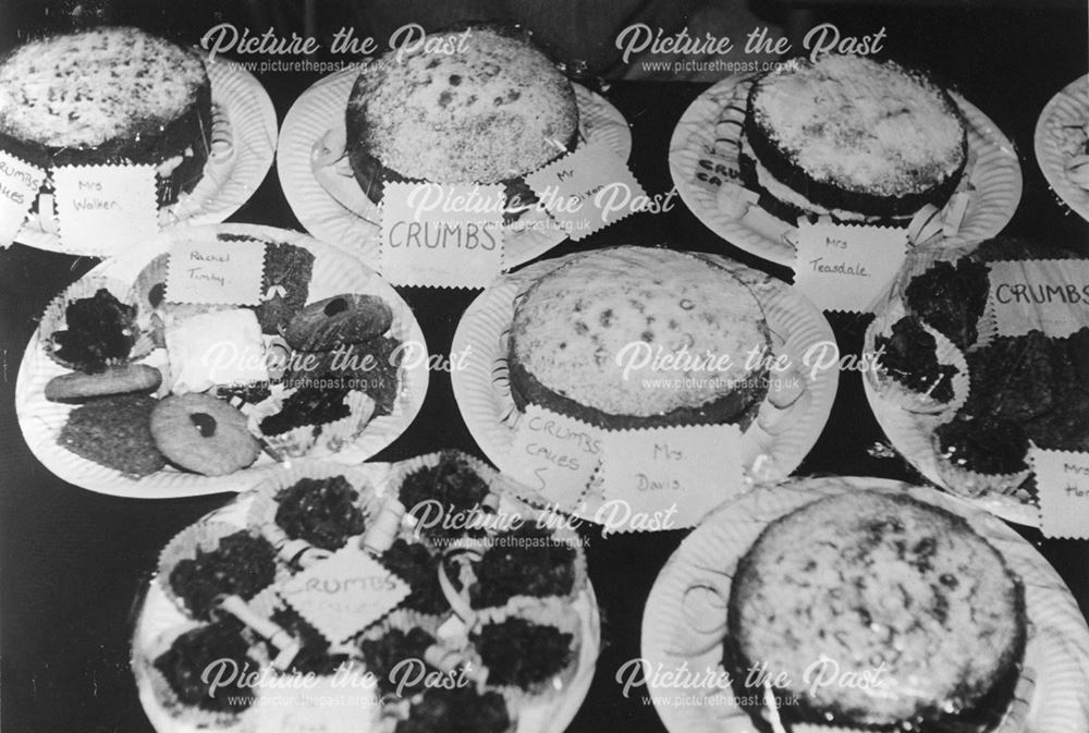 Display of cakes