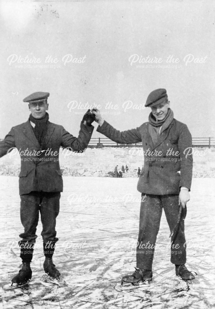 Skating on Butterley reservoir 1929