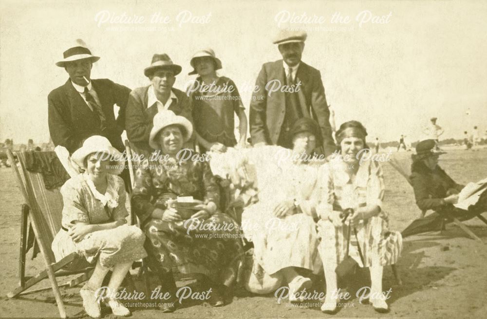 Eley Family in Skegness, c 1920s