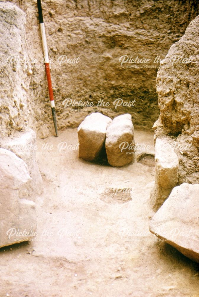 Excavation of 'Derbyshire Ware' pottery kilns at Overlane Farm, Hazelwood, c 1957