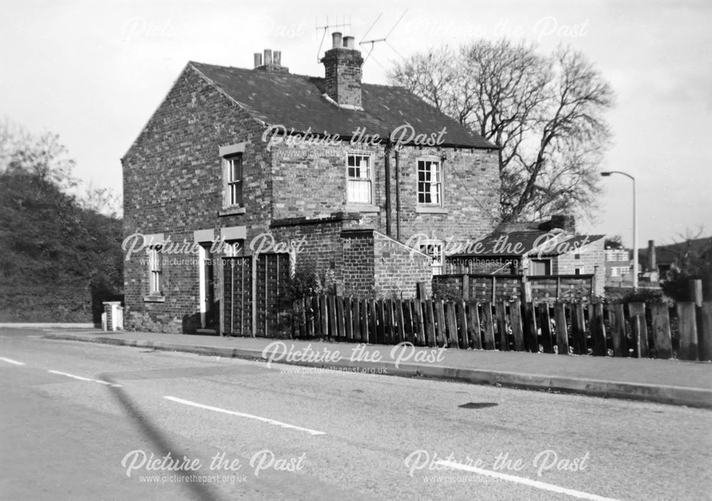 House on Corner of Steam Mill Lane, Ripley, c 1973