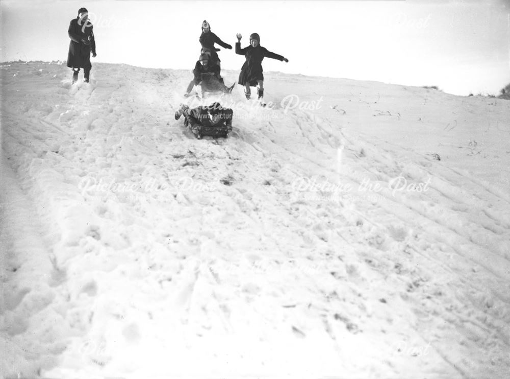 Sledging in Buxton