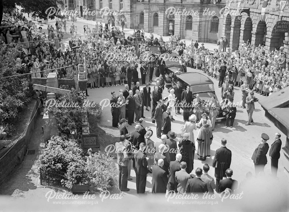 Well dressing festival - Royal visit