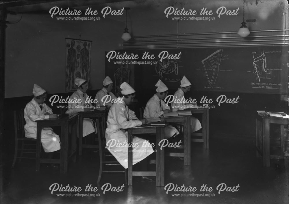 Nurses at lectures - The Devonshire Royal Hospital