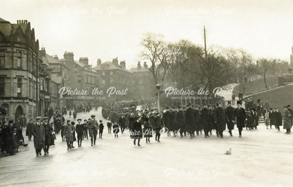 Mayoral Procession, Terrace Road, Buxton, 1917