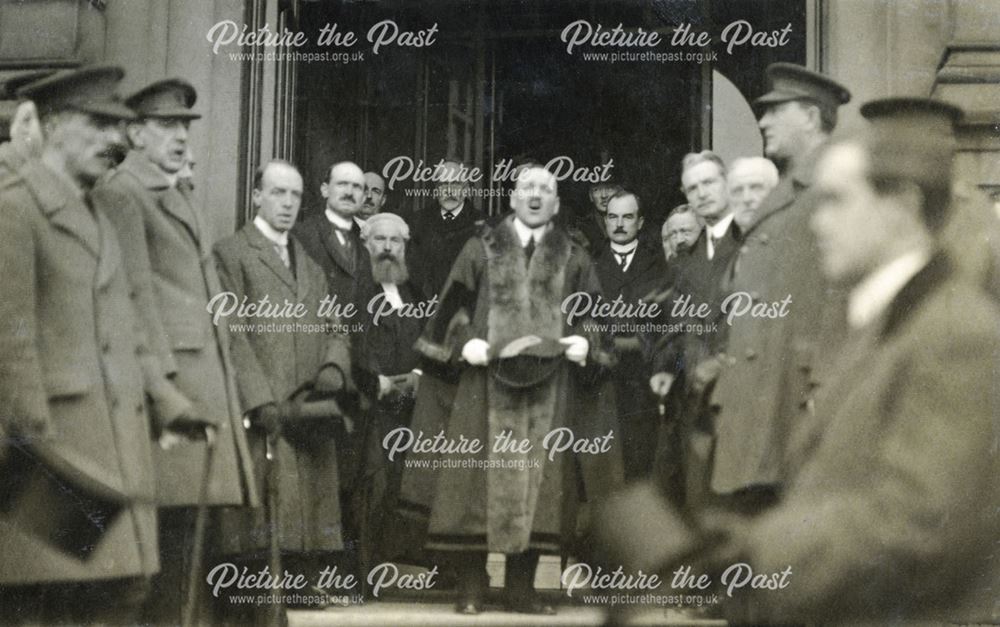 Mayoral Procession, Terrace Road, Buxton, 1917