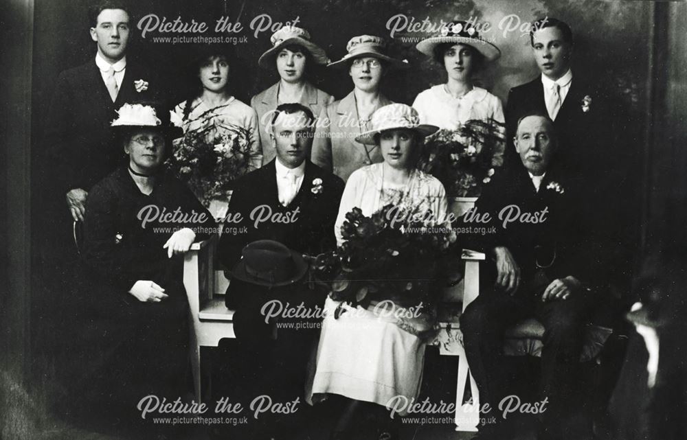 Wedding of Flo Elliott and Bill Bottomley, Buxton, c 1920 ?