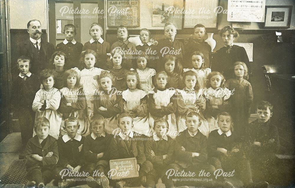 Fairfield Endowed School pupils, Fairfield, c 1910