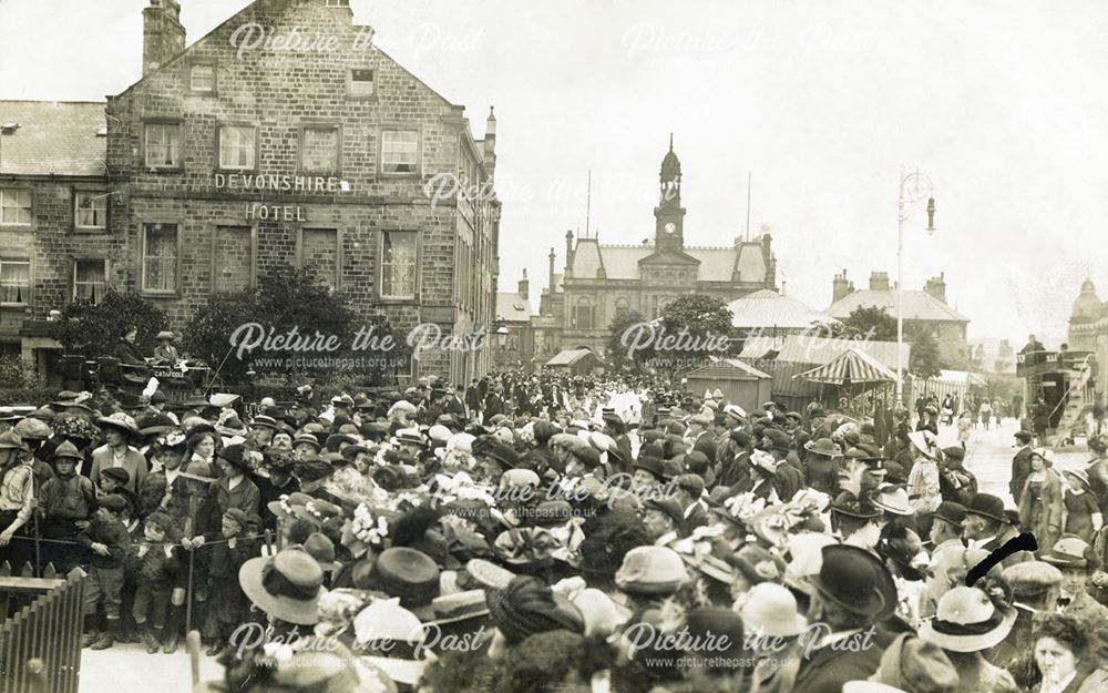Crowds in the Market Place, Buxton, 1912