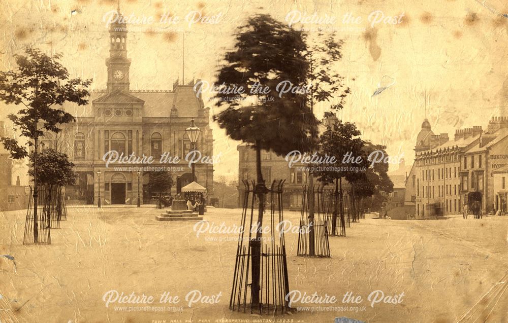 view of town hall/ market cross/ Hydropathic hotel