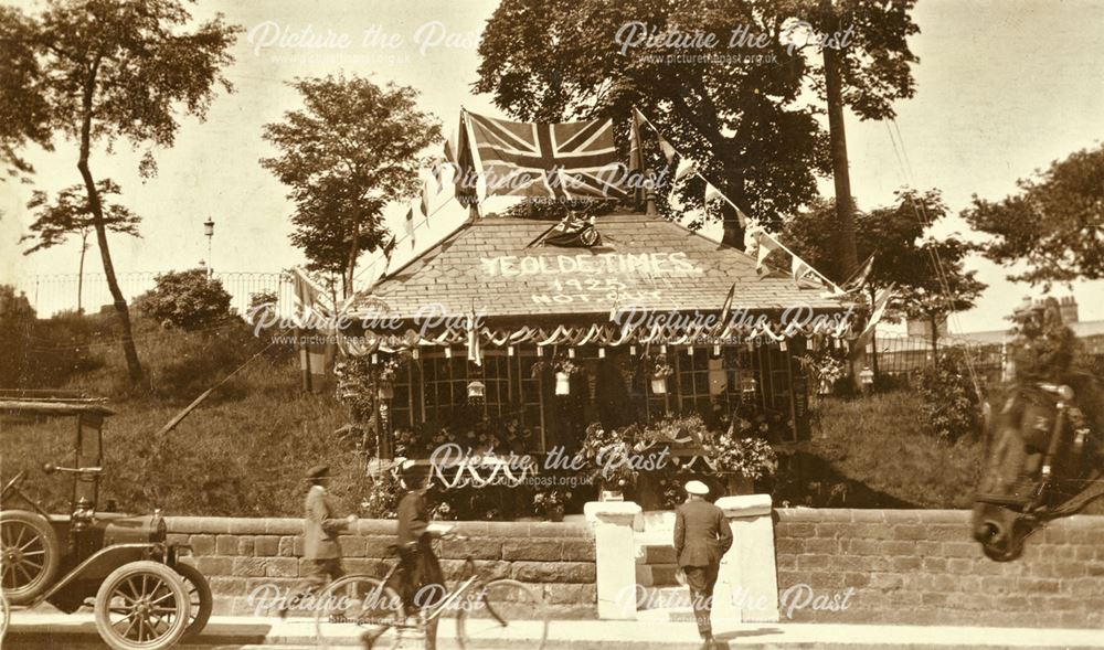 Decorated cab drivers shelter in the carnival