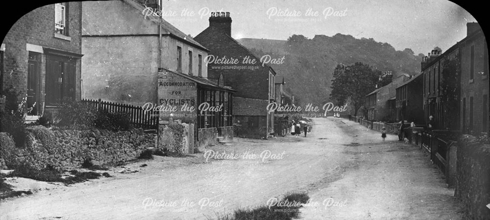 Road through Ambergate