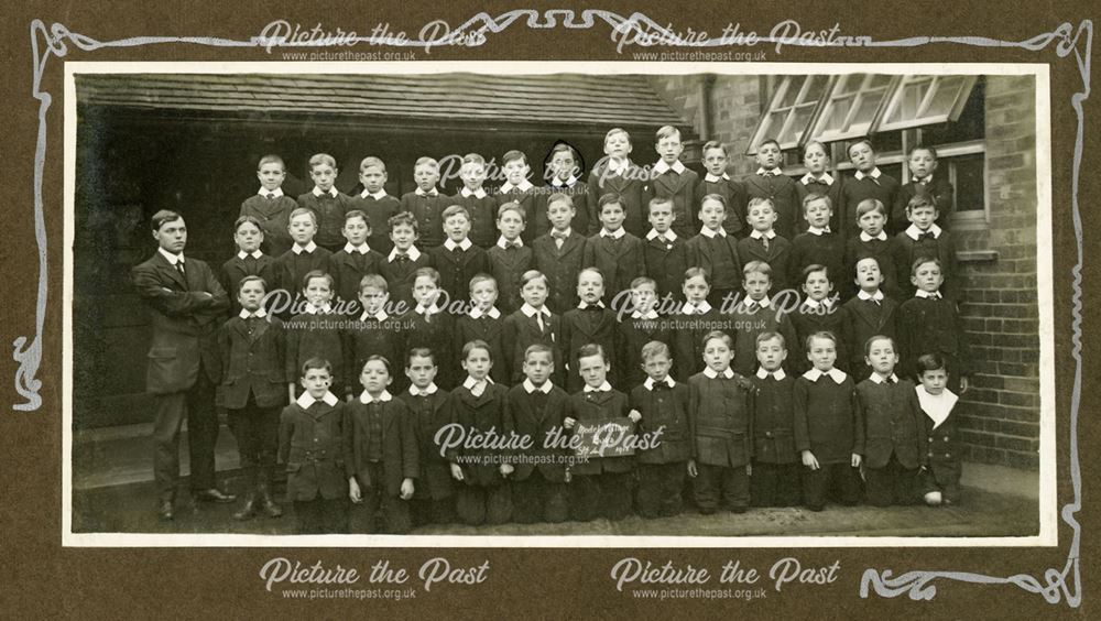 Shirebrook Model Village School, Boys Class Standard 4, 1915