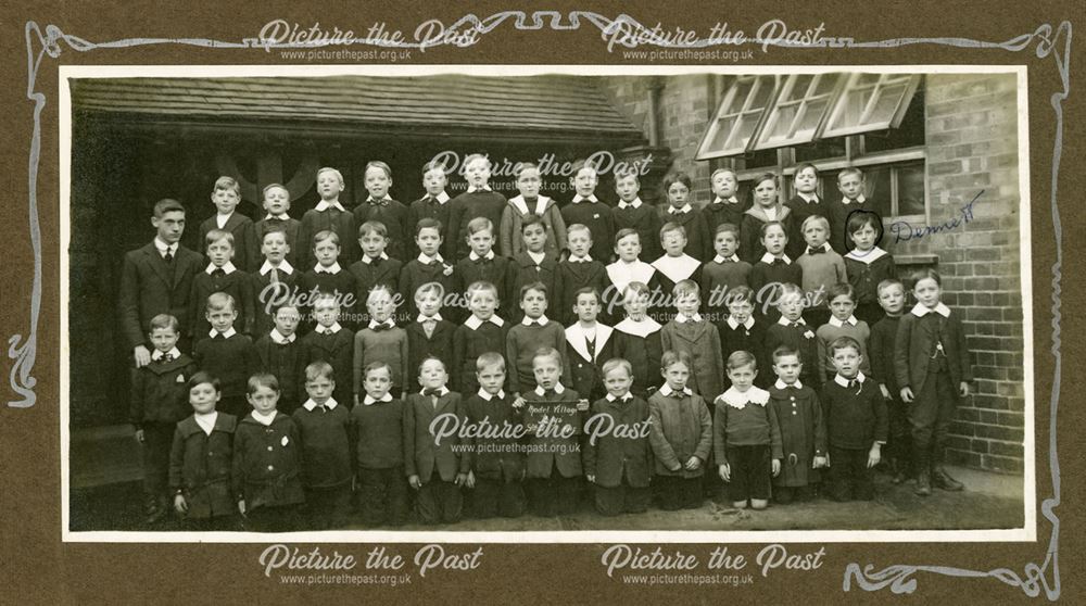 Shirebrook Model Village School, Boys Class Standard 2, 1915