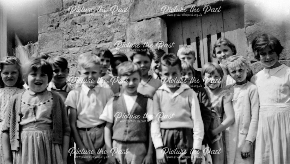 Shirebrook school children on a trip to Castleton