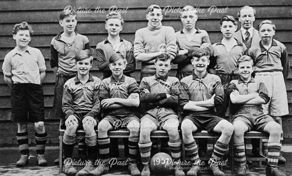 Whaley Thorns Boys School football team