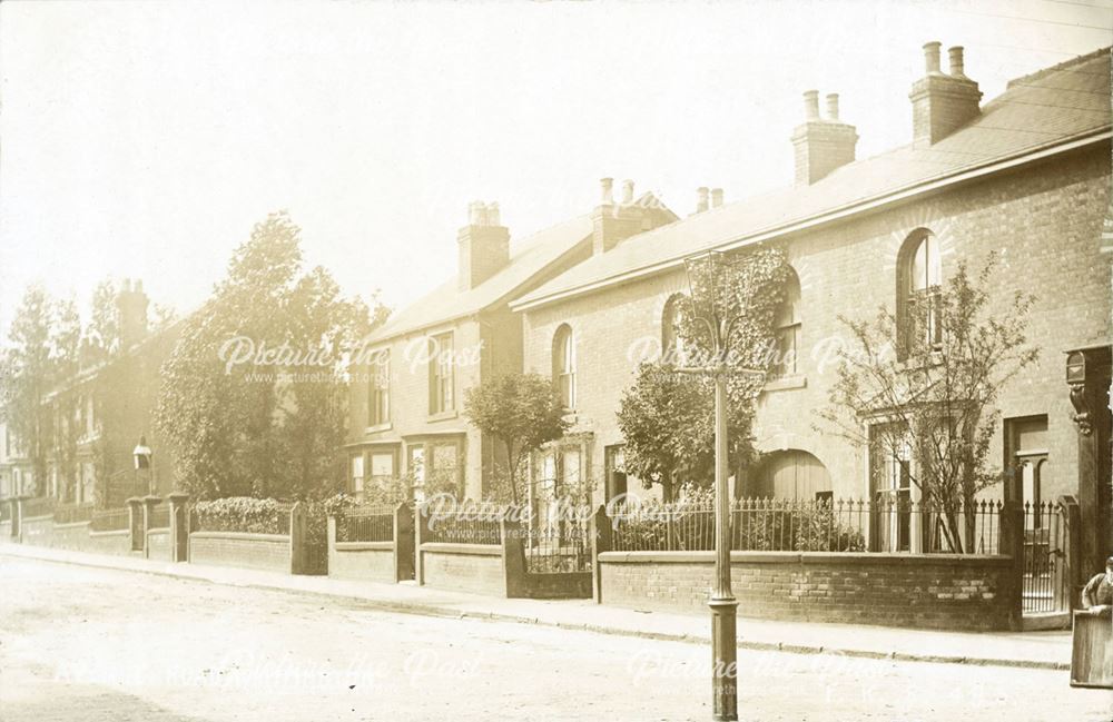 Avenue Road, Whittington Moor