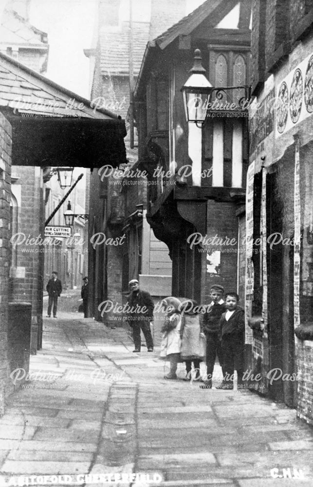 The Shambles and The Royal Oak public house c 1910