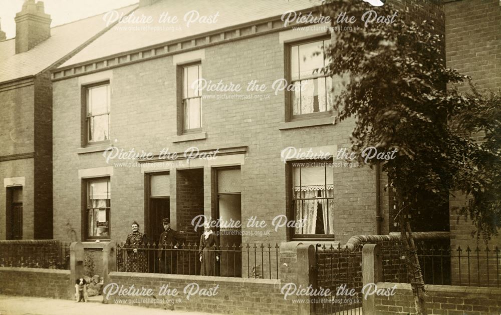 Houses on Heaton Street, c 1910