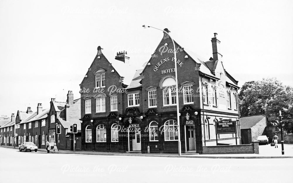 Queen's Park Hotel, Markham Road, Chesterfield, 1994