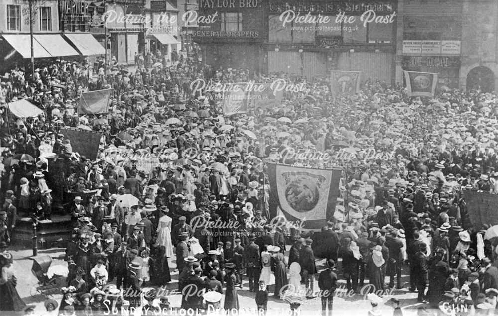 Sunday School Demonstration, Market Place, Chesterfield, c 1900