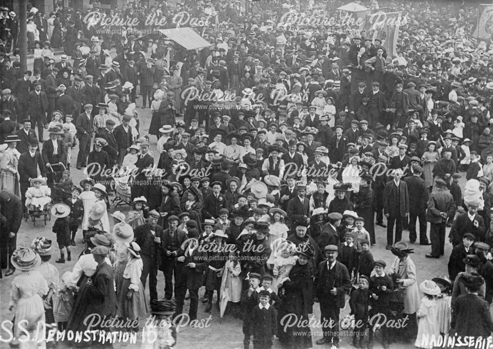 Sunday School Demonstration, Market Place, Chesterfield, c 1900