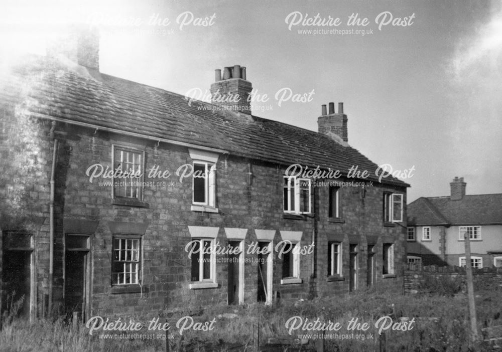 Pottery Houses, Bonds Row, Barker Lane, Brampton, Chesterfield, 1970