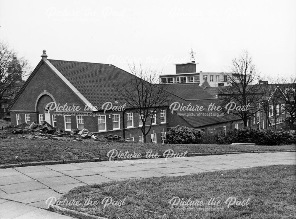 Revenues Hall, New Square, Chesterfield, 1989