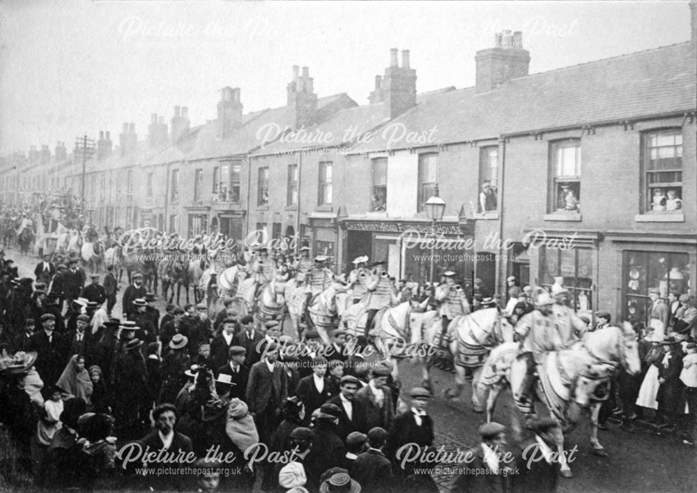 Parade of Barnum and Bailey's Circus (who were performing at Sheffield on December 8 1899)