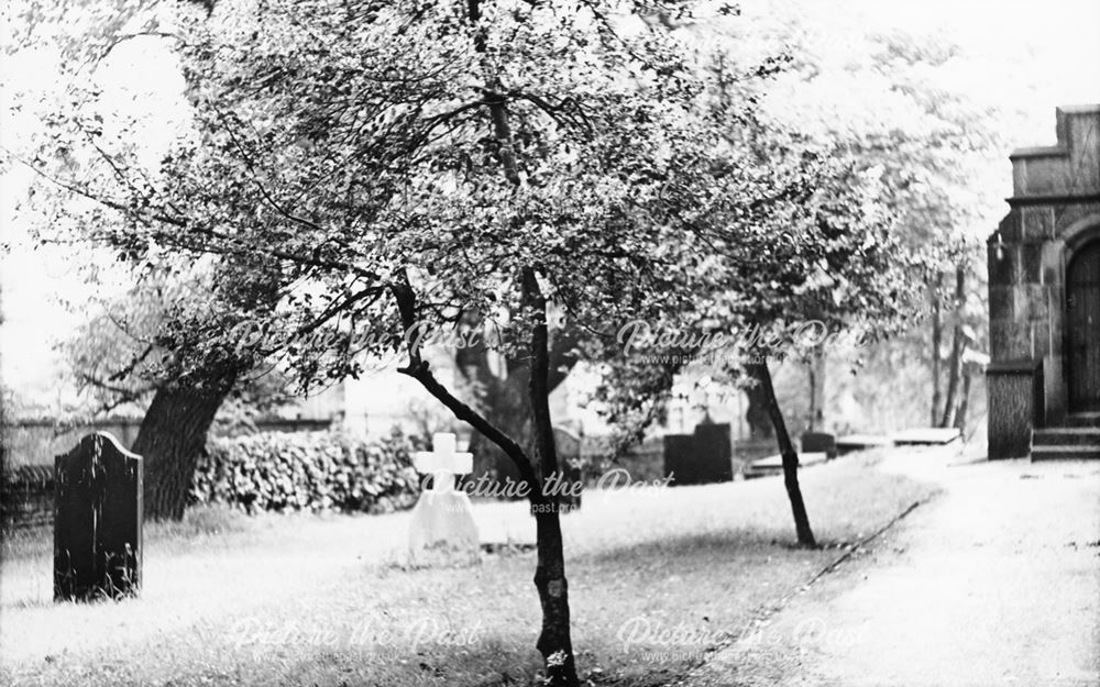 Graveyard, Holy Trinity Church, 31 Newbold Road, Chesterfield, 1947