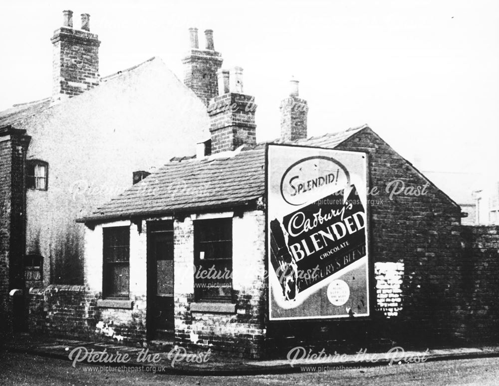 Cadbury's Poster, Chatsworth Road, Brampton, Chesterfield, c 1940