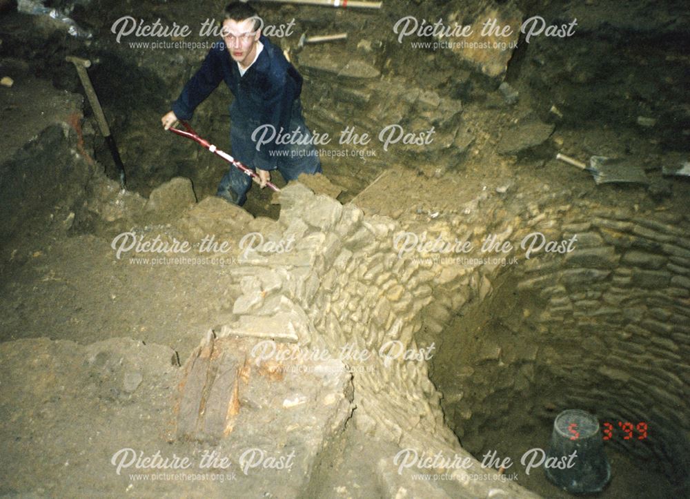 Excavation, South Street, Chesterfield, 1999