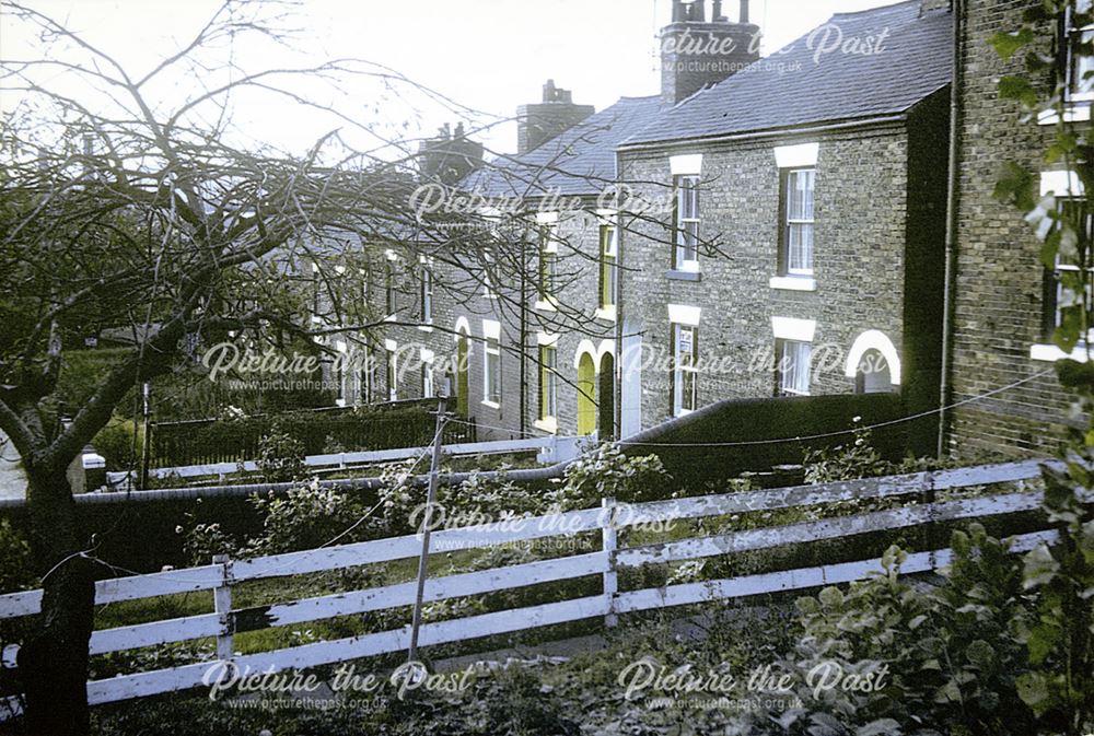 Barnfield Terrace, Staveley, 1976