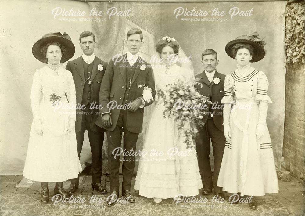 Wedding of Miss Statham to Mr Severn, Ripley, c 1910