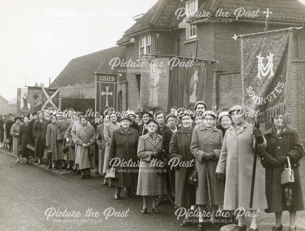 Alfreton Deanery Mothers Union Procession, Marshall Street, Alfreton, c 1950