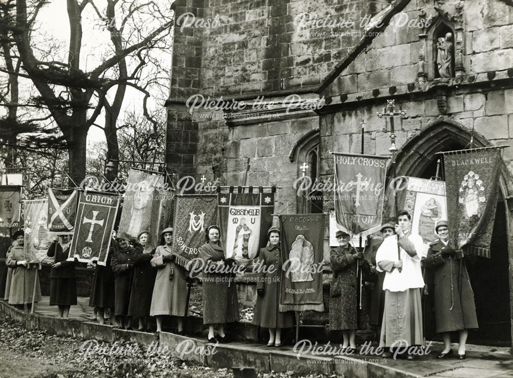 Mothers Union Procession, St Martin's Church, Church Street, Alfreton, c 1950