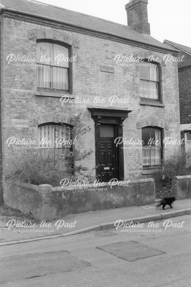 Cottage on Common Road, Church Gresley, 2002