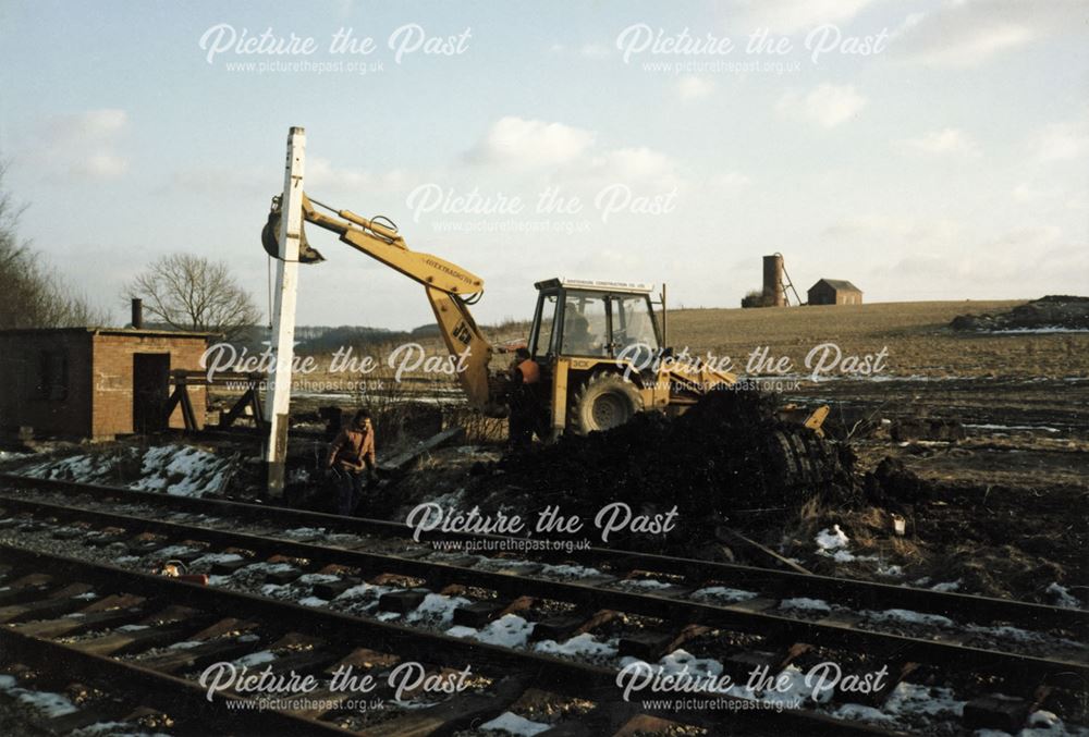 Dismantling of Signal Post, Midlands Railway Centre, Butterley, c 1986