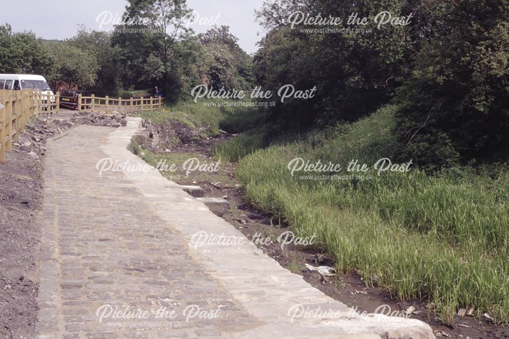 Former Norwood Colliery wharf on the Chesterfield Canal, Norwood, 1991