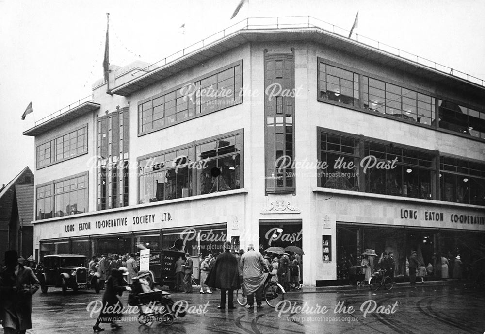 Long Eaton Co-operative Society Emporium, Main Street, 1935