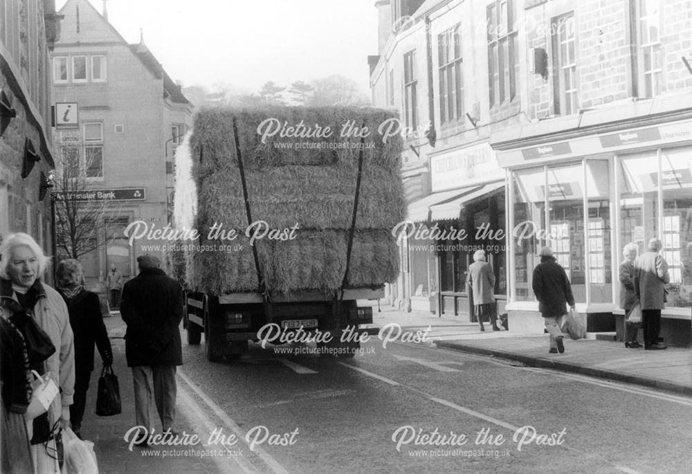 Market day traffic, Bridge Street