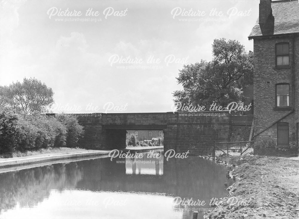 Erewash Canal, Station Road, Ilkeston, pre 1940