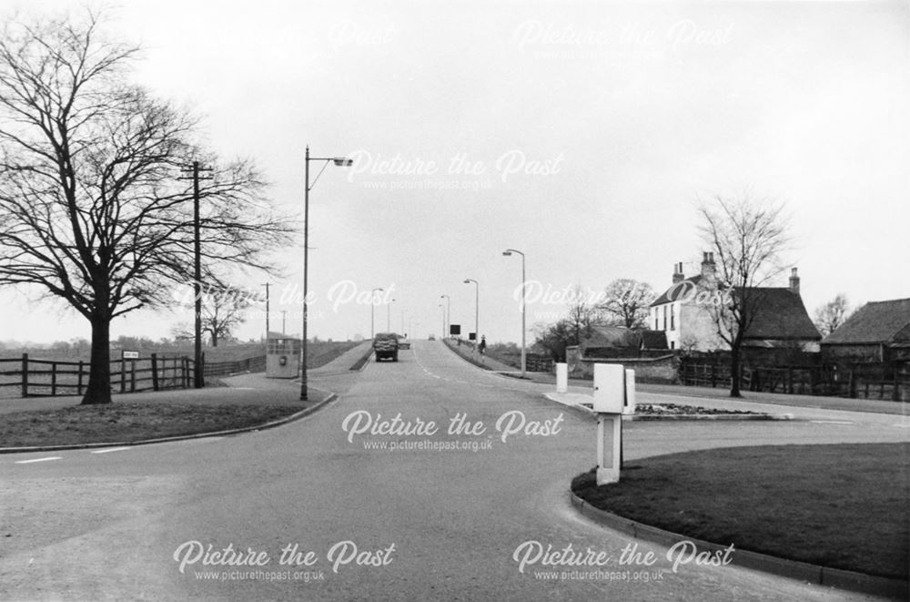 Derby Road bridge over the M1 Motorway