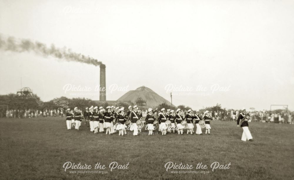 Ilkeston Middies at Loscoe Welfare Carnival Band Contest, Loscoe, c 1950s